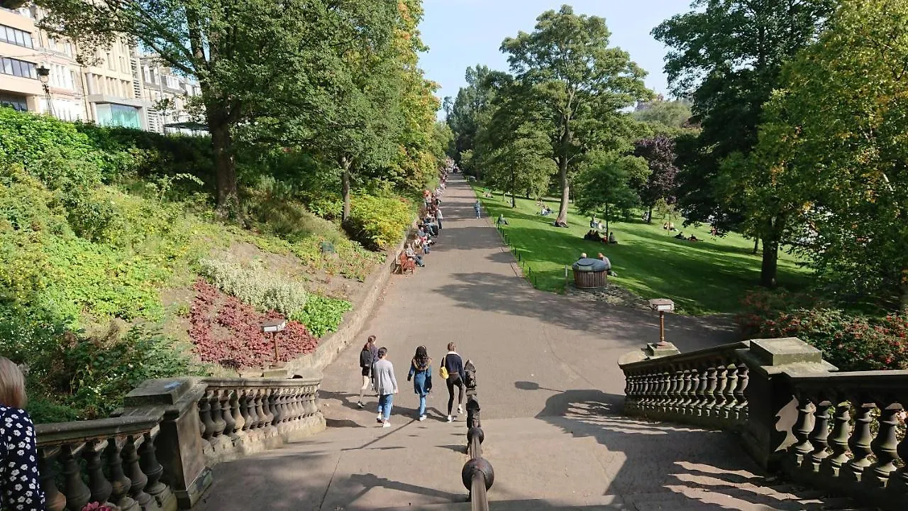 Violet Bank Apartment Morningside Edinburgh